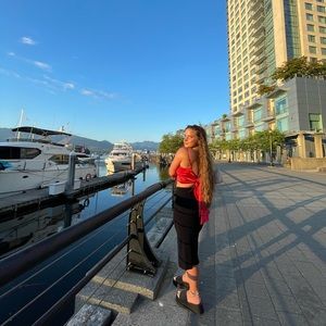 Meet your Posher, Noémie